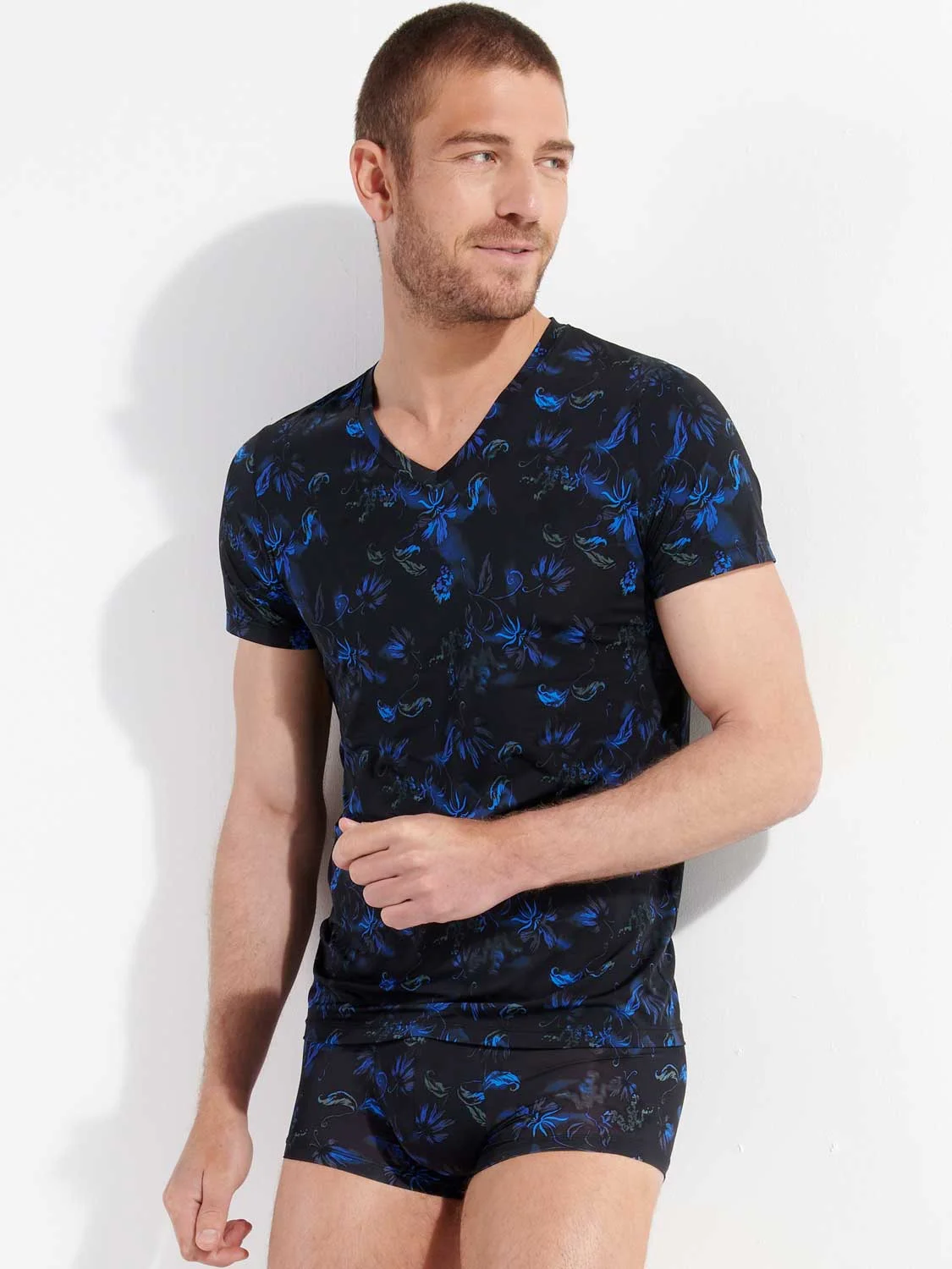 T-Shirt V Neck - Grant 3
