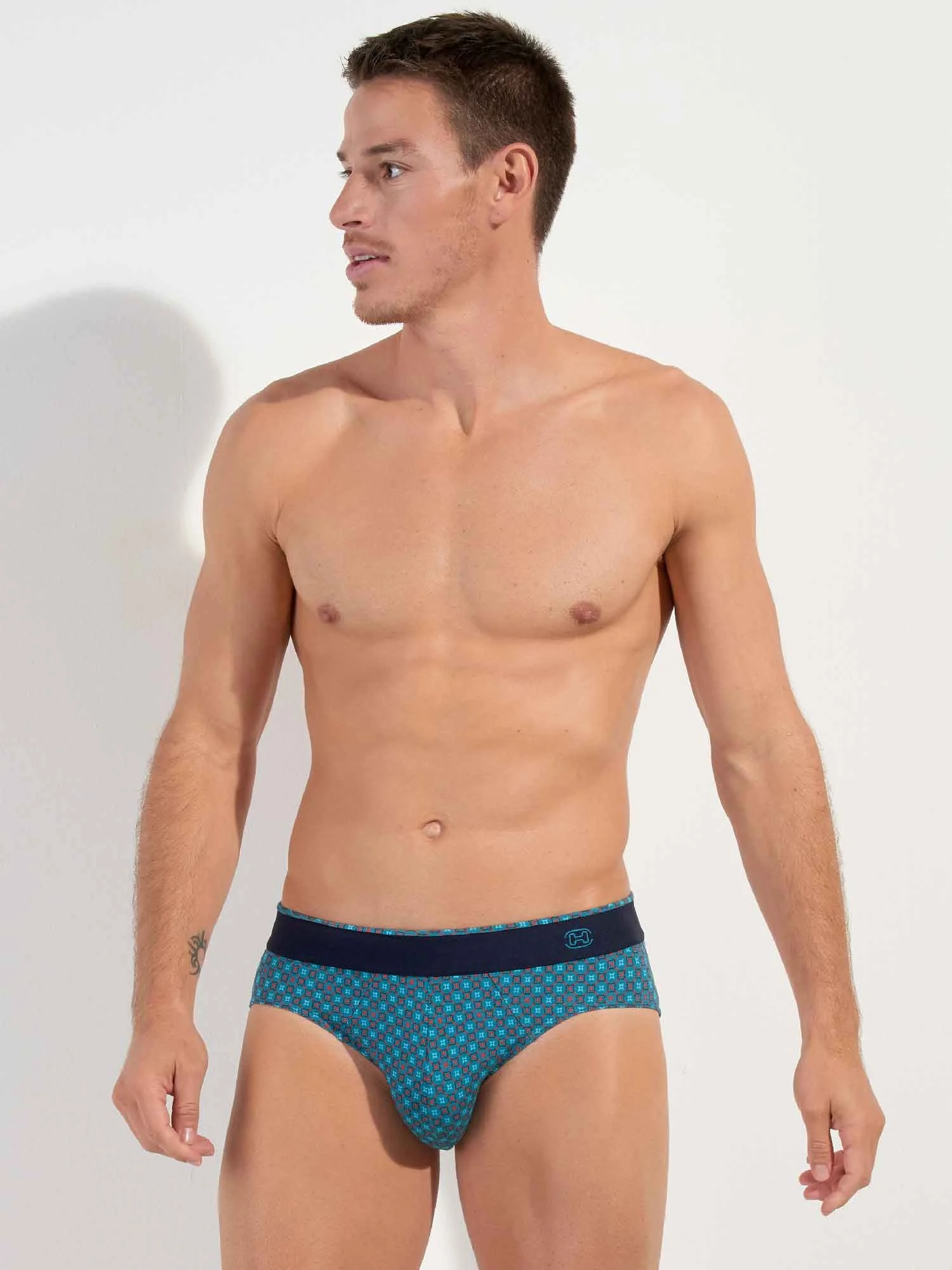 Mini Briefs - Kuta 2