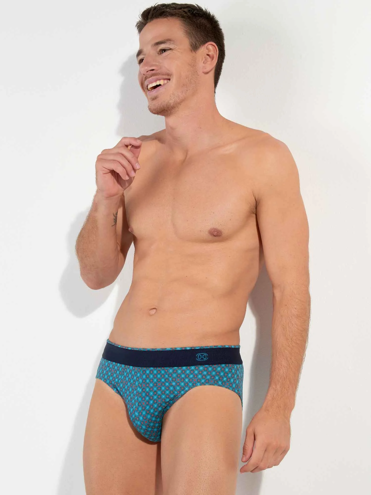 Mini Briefs - Kuta 3