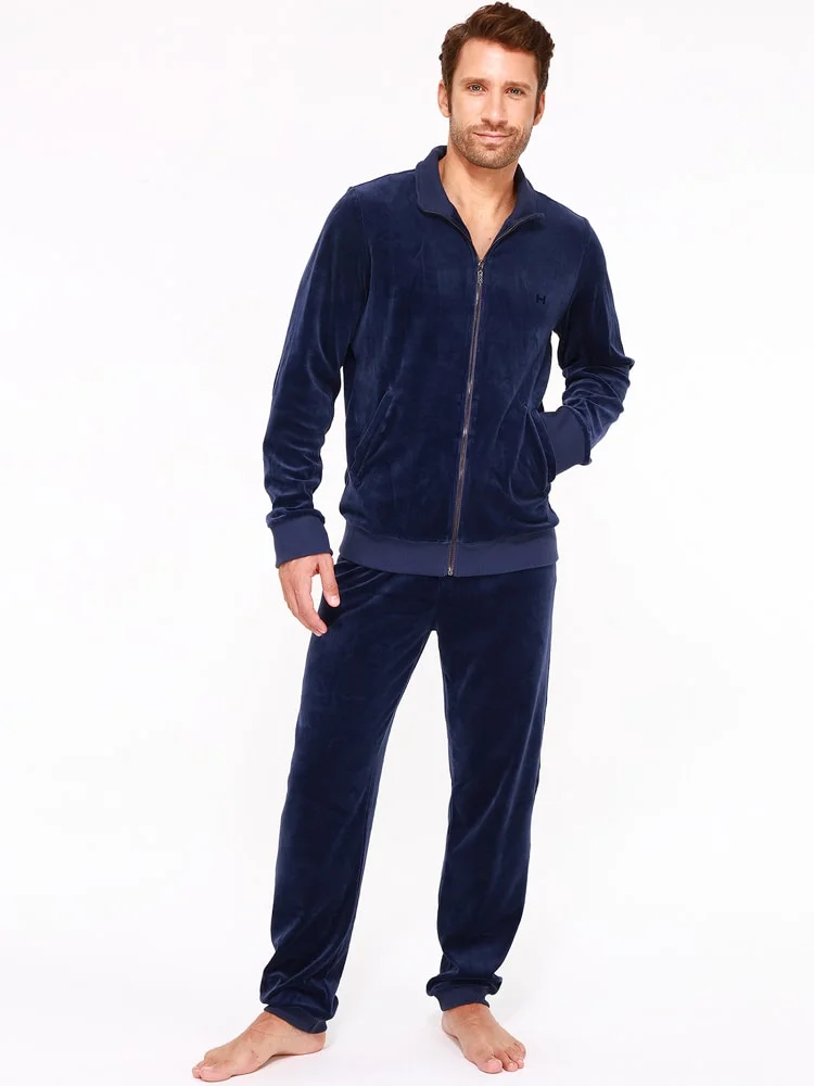 Homewear - Gregory 1