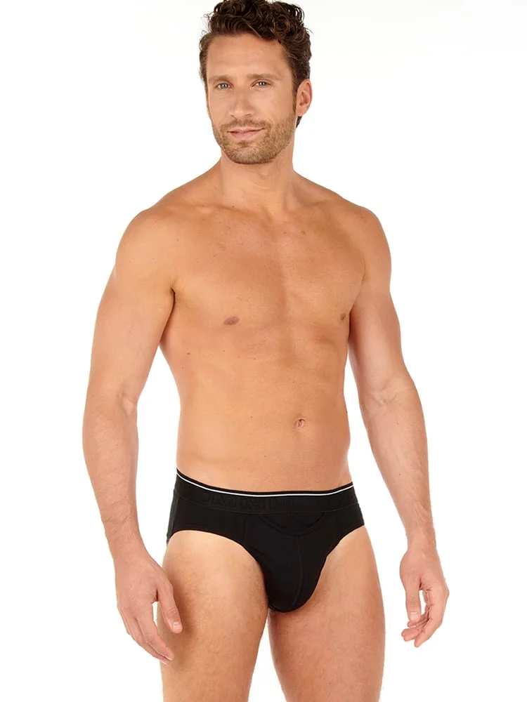 2p Mini Briefs HO1 - Dominique 4